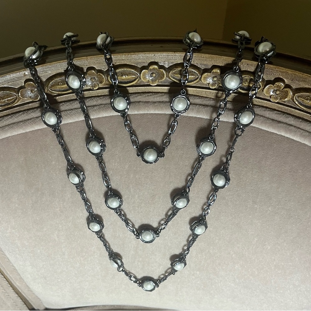 KS PARIS triple strand pearl and silver classy necklace. Adjustable length.